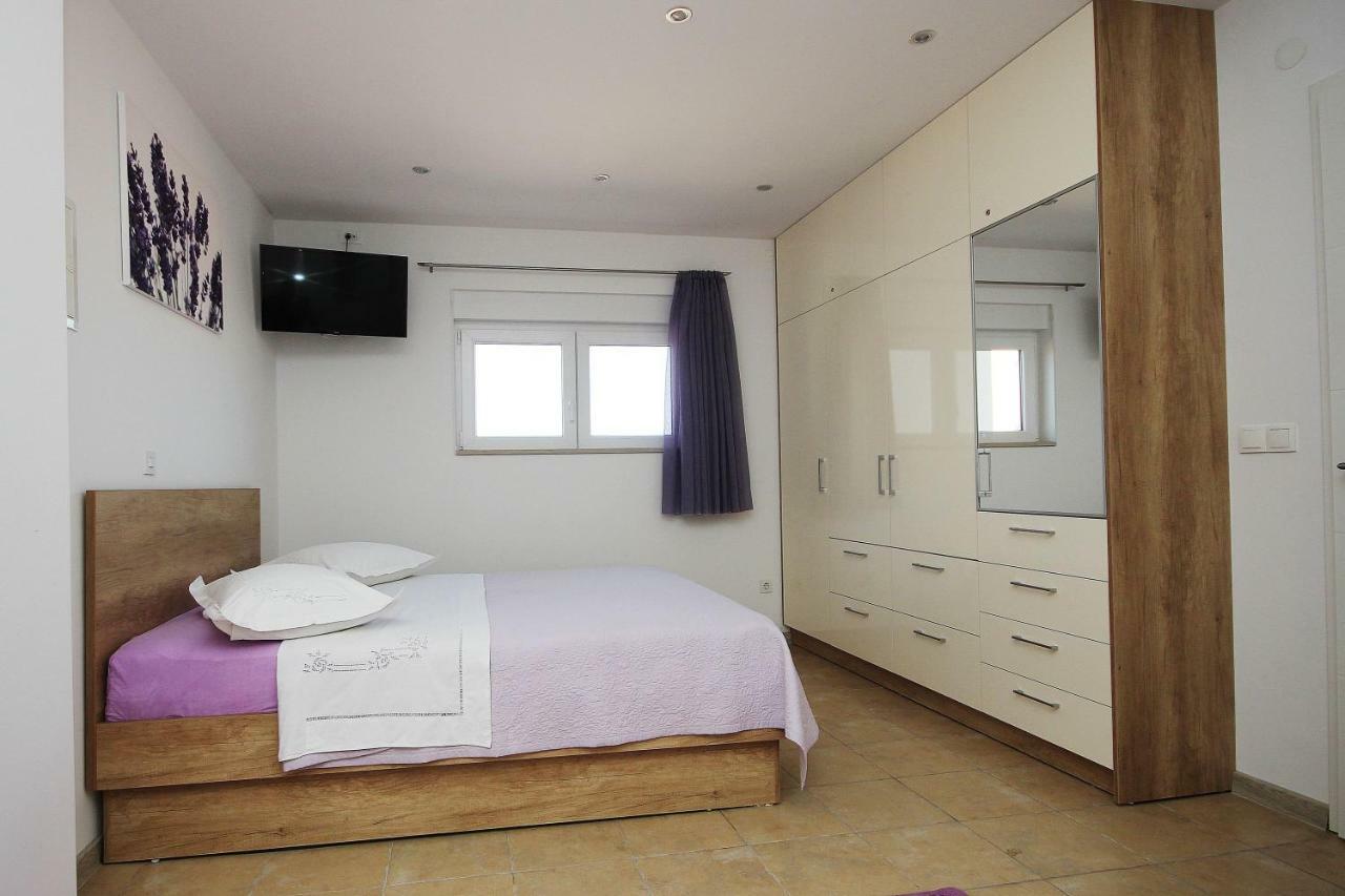 Apartmani Dalmacija Брела Экстерьер фото